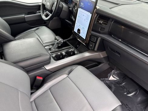 Used 2023 Ford F150 Lightning Lariat image 14