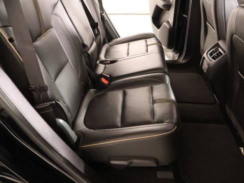 Used 2019 Chevrolet Blazer Premier w/ Sun and Wheels Package FWD image 15