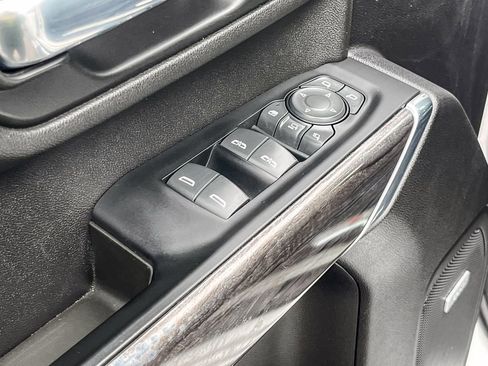 Used 2023 Chevrolet Silverado 2500 LTZ w/ LTZ Plus Package image 47