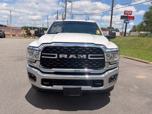 Used 2024 RAM 2500 Big Horn w/ Off Road Package AWD/4WD image 2