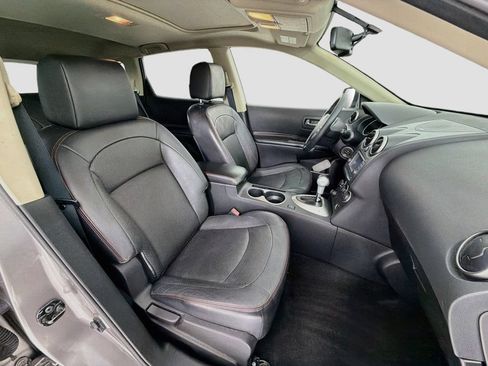 Used 2011 Nissan Rogue SV w/ SL Pkg AWD/4WD image 29