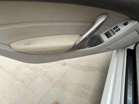 Used 2011 INFINITI G37 Journey w/ Premium Pkg image 10