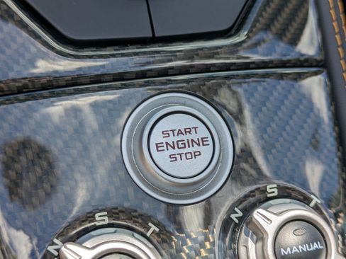Used 2014 McLaren MP4-12C Spider RWD image 35