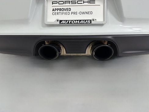 Certified 2019 Porsche 911 Targa 4 GTS AWD/4WD image 15