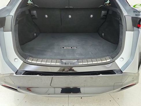 Used 2025 Lexus RZ 300e w/ Cold Area Package FWD image 36