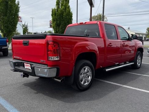 Used 2013 GMC Sierra 1500 SLT w/ SLT Convenience Package AWD/4WD image 5