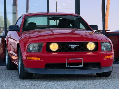 Used 2005 Ford Mustang GT Premium RWD image 18