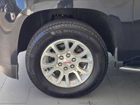 Used 2020 GMC Yukon SLT image 11