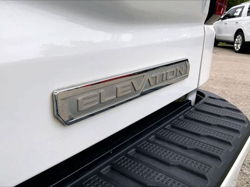 Used 2024 GMC Sierra 1500 Elevation RWD image 10