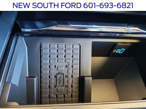 New 2026 Ford F250 Lariat w/ Black Appearance Package image 35