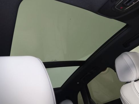 Used 2024 Audi Q5 e Premium Plus image 11