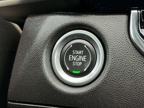 Used 2023 Chevrolet Colorado Trail Boss w/ Technology Package AWD/4WD image 26