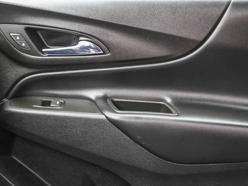 Used 2022 Chevrolet Equinox LT image 20