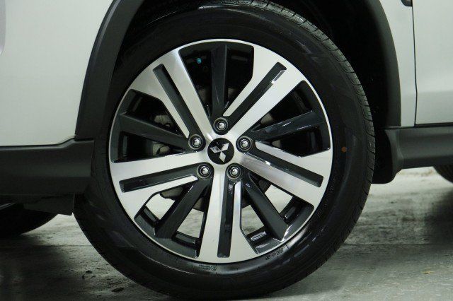 New 2026 Mitsubishi Outlander Sport ES AWD/4WD image 3