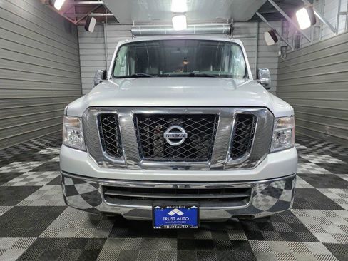 Used 2018 Nissan NV 3500 SV w/ Navigation Package RWD image 3