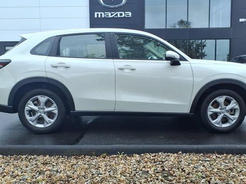 Used 2024 Honda HR-V LX image 4
