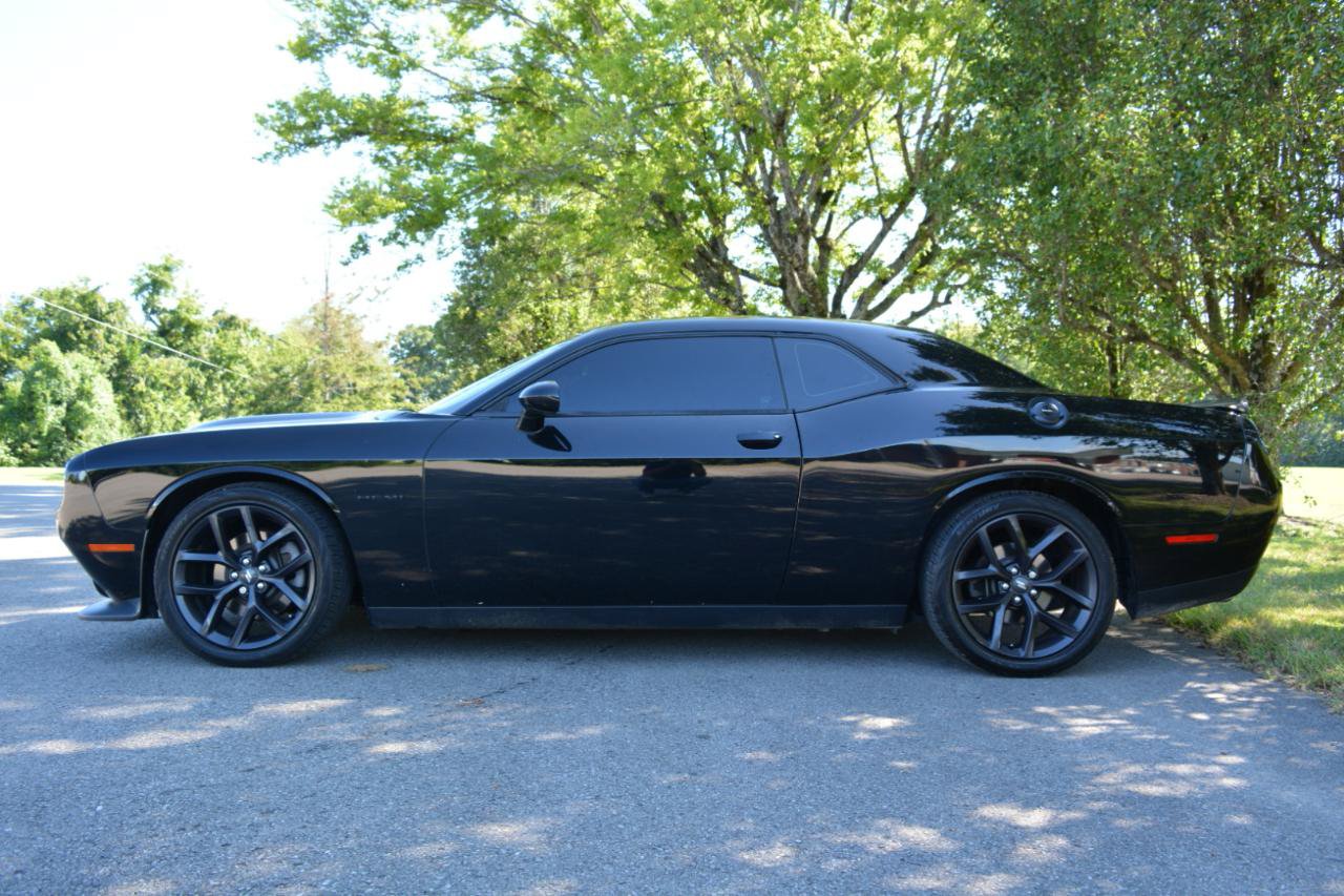 Used 2020 Dodge Challenger R/T w/ Blacktop Package RWD image 8