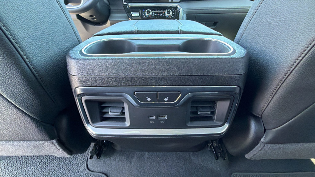 Used 2026 GMC Sierra 1500 Denali AWD/4WD image 25