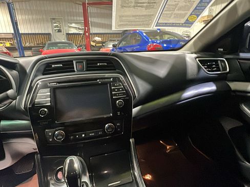 Used 2017 Nissan Maxima 3.5 SL image 13