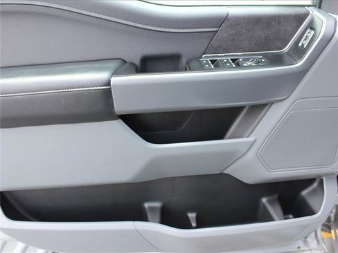 Used 2024 Ford F150 XLT image 22