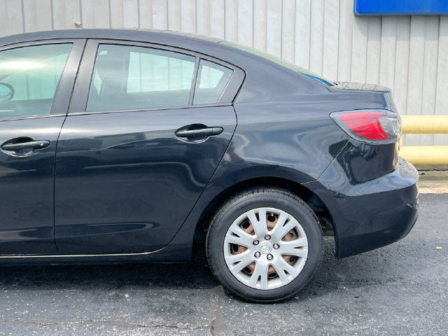 Used 2013 MAZDA MAZDA3 i SV w/ Convenience Pkg FWD image 21
