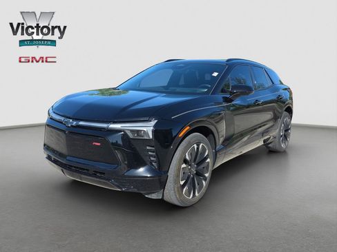 Used 2024 Chevrolet Blazer EV RS AWD/4WD image 3
