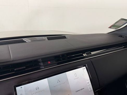 New 2025 Land Rover Range Rover Autobiography image 30