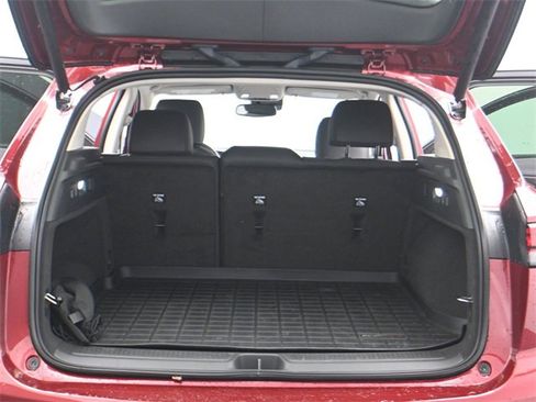 Used 2023 Buick Envision Essence image 24