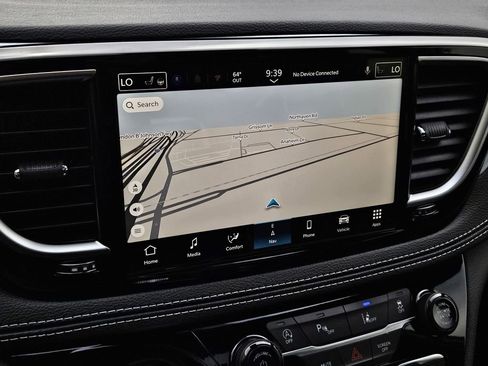 New 2026 Chrysler Pacifica Limited image 20