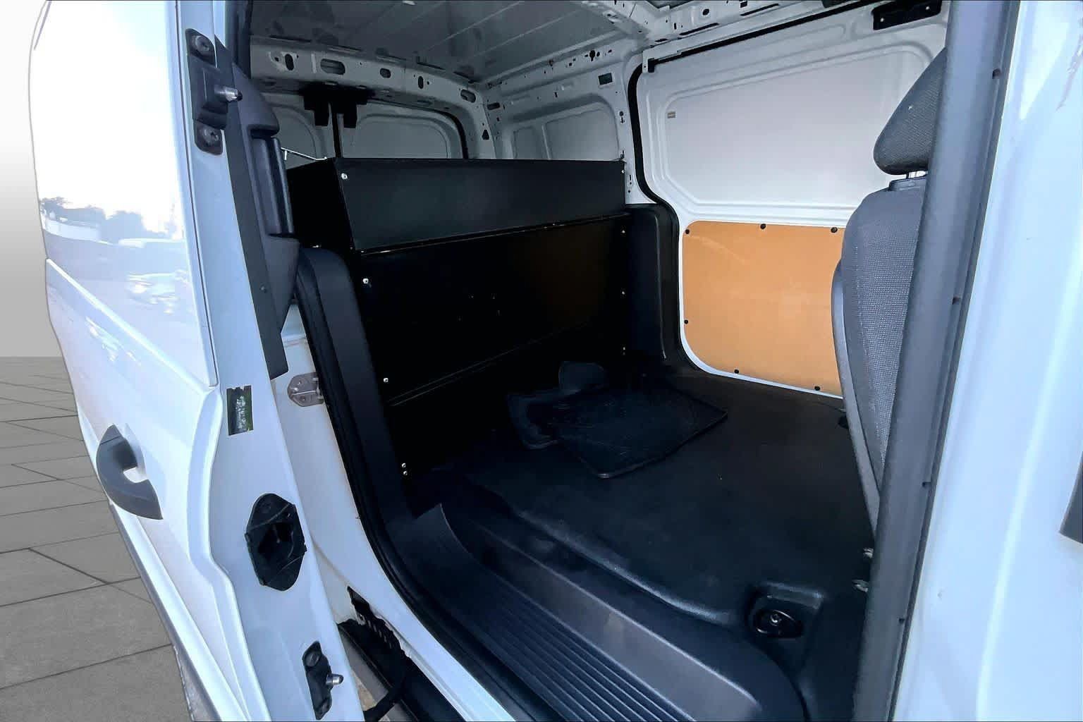 Used 2017 Ford Transit Connect XLT FWD image 20