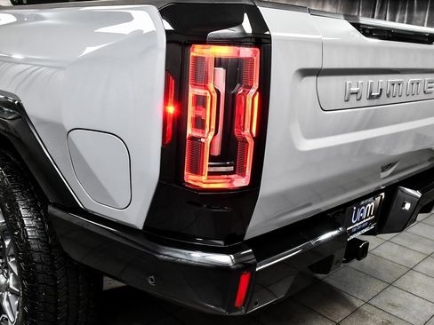 Used 2024 GMC Hummer EV 3X image 88