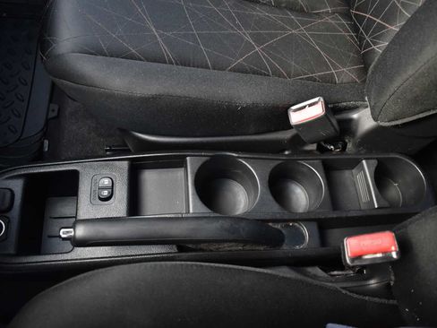 Used 2013 MAZDA MAZDA2 Sport FWD image 24