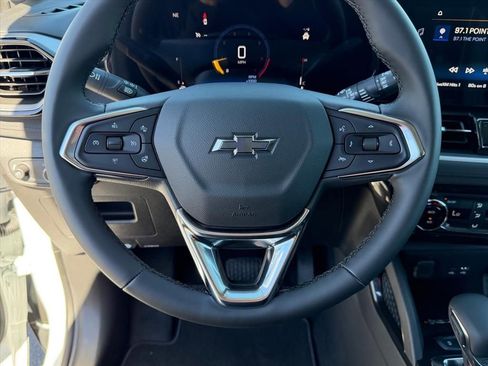 New 2026 Chevrolet TrailBlazer LT w/ Convenience Package FWD image 10