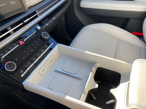 Used 2025 Hyundai Santa Fe SEL image 44