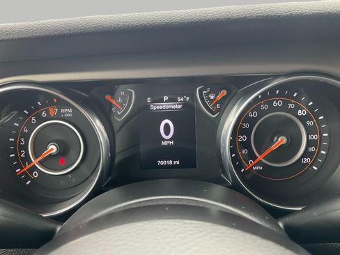Used 2019 Jeep Wrangler Unlimited Sport AWD/4WD image 11