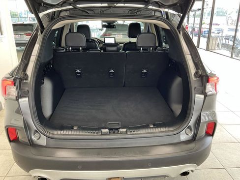 Used 2020 Ford Escape Titanium w/ Titanium Premium Package 2.0 AWD/4WD image 22