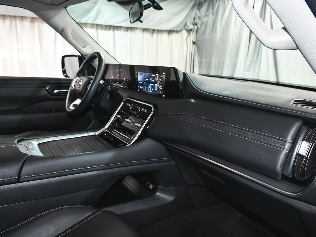 Used 2025 Nissan Armada SV AWD/4WD image 52