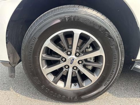Used 2021 Ford Expedition Max XLT RWD image 9