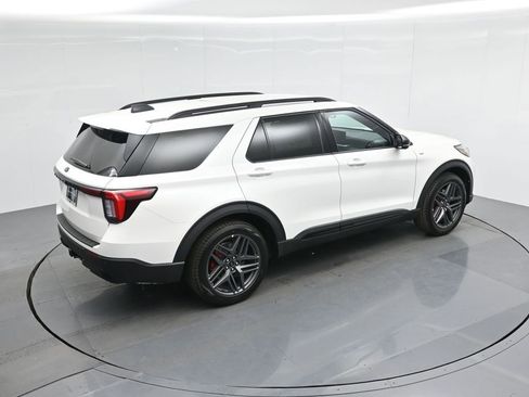 New 2025 Ford Explorer ST-Line w/ Premium Package image 44