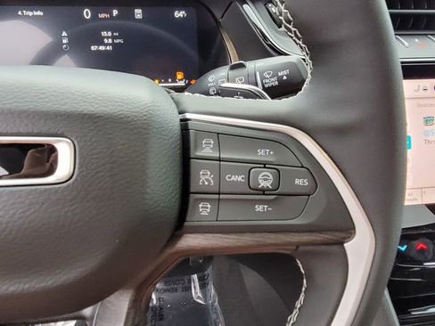 New 2026 Jeep Grand Cherokee Altitude image 29