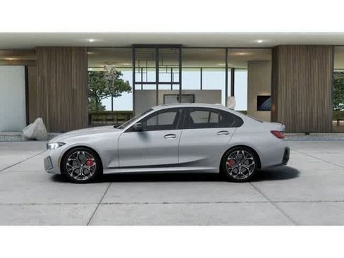 New 2026 BMW 330i xDrive Sedan w/ M Sport Package AWD/4WD image 4