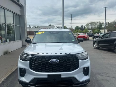 New 2026 Ford Explorer ST-Line AWD/4WD image 12