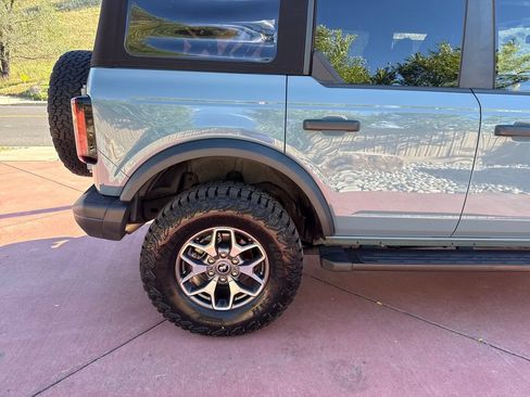 Used 2023 Ford Bronco Badlands AWD/4WD image 33