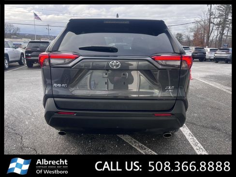 Used 2025 Toyota RAV4 XLE image 4