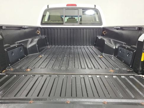 Used 2013 Toyota Tacoma PreRunner w/ SR5 Pkg RWD image 10