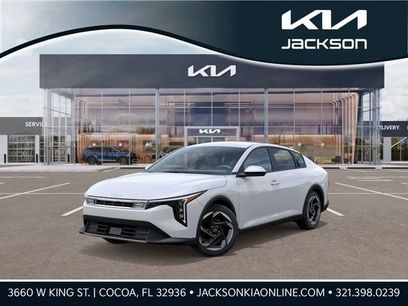 New 2025 Kia K4 EX