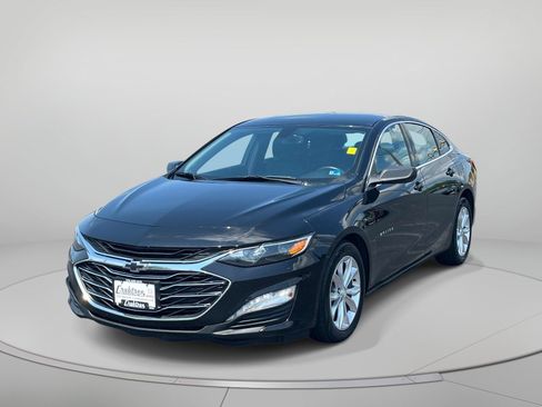 Used 2019 Chevrolet Malibu LT w/ Leather Package FWD image 8