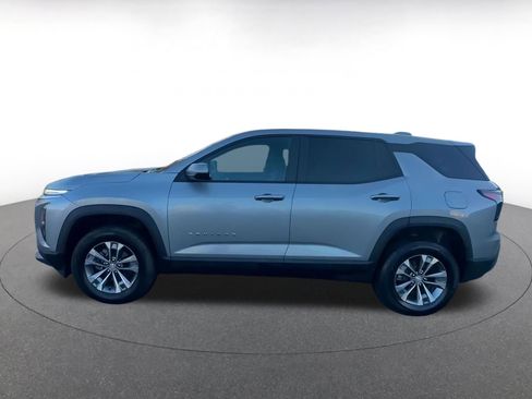 Used 2025 Chevrolet Equinox LT image 9