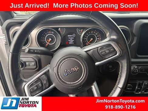 Used 2020 Jeep Gladiator Sport w/ Quick Order Package 24S AWD/4WD image 13