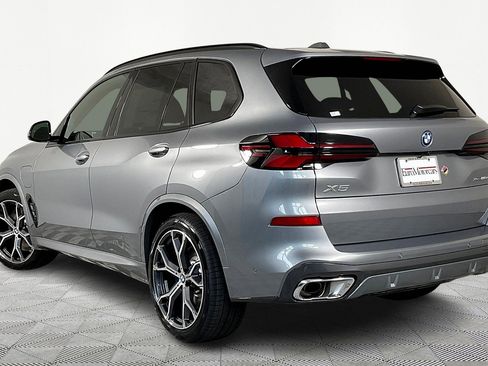 New 2026 BMW X5 xDrive50e image 5